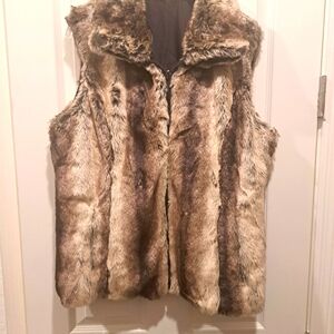 Fur vest
